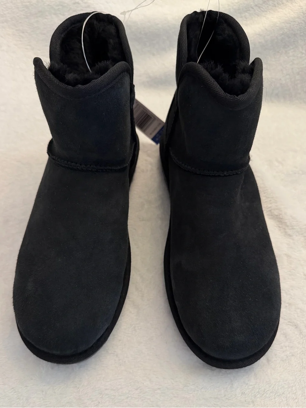 Kirkland Signature Black Short Shearling scalloped edge Boots women’s size 9